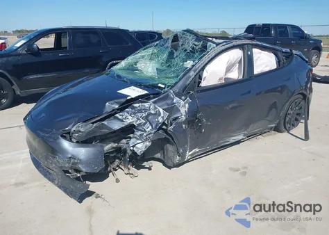 2023 Tesla Model Y Awd/Long Range Dual Motor All-Wheel Drive from USA, damaged, VIN 7SAYGDEE1PA163262